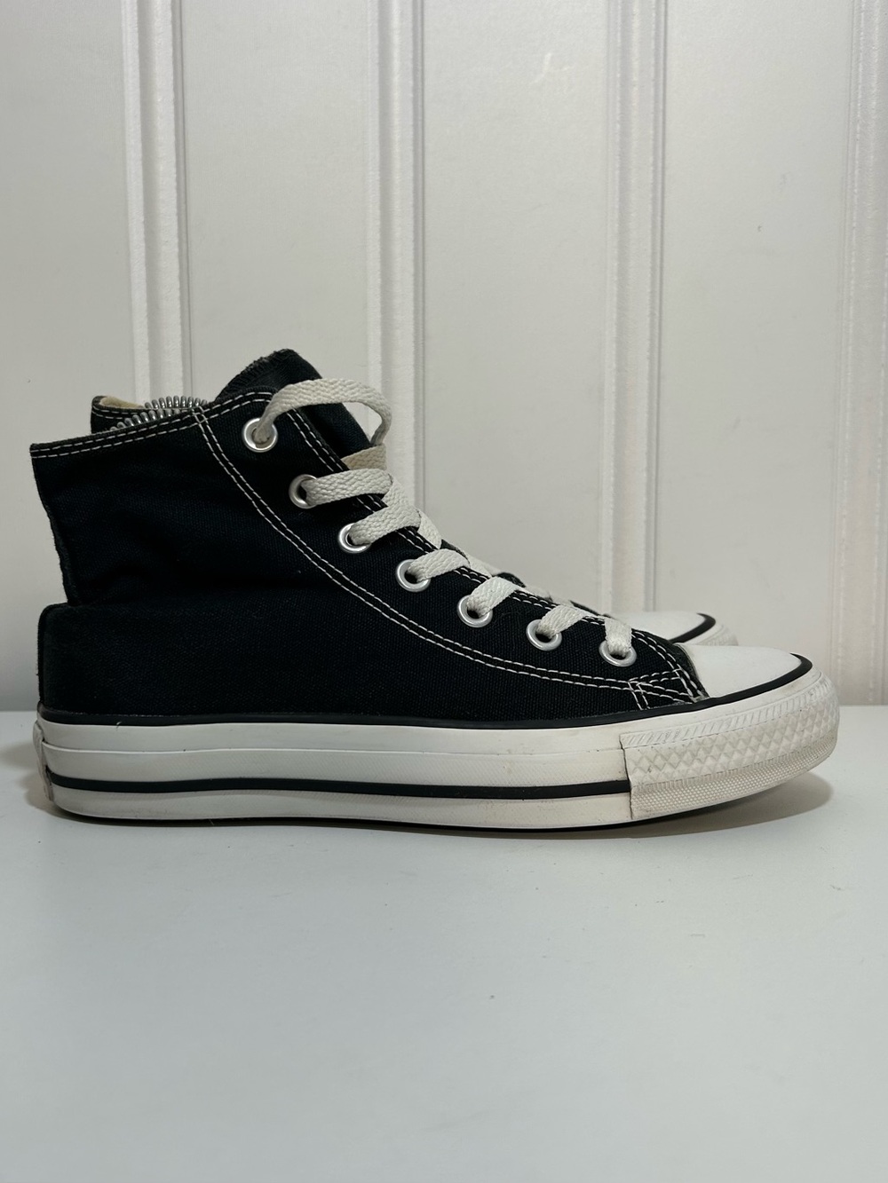 Converse ctas hi black white all star canvas women’s 5.5